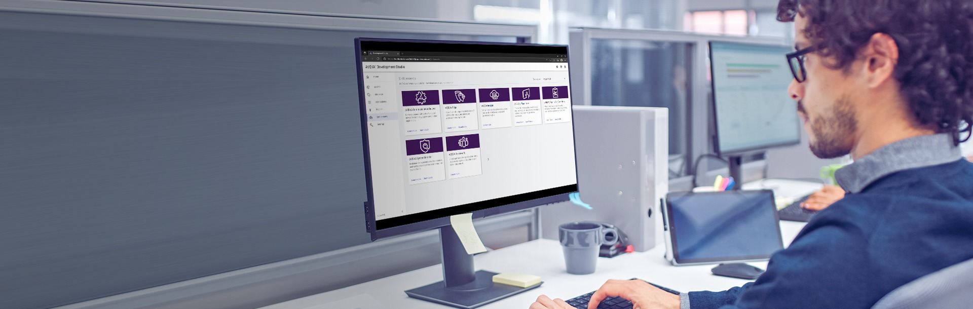 W001-Development-Studio-22-07