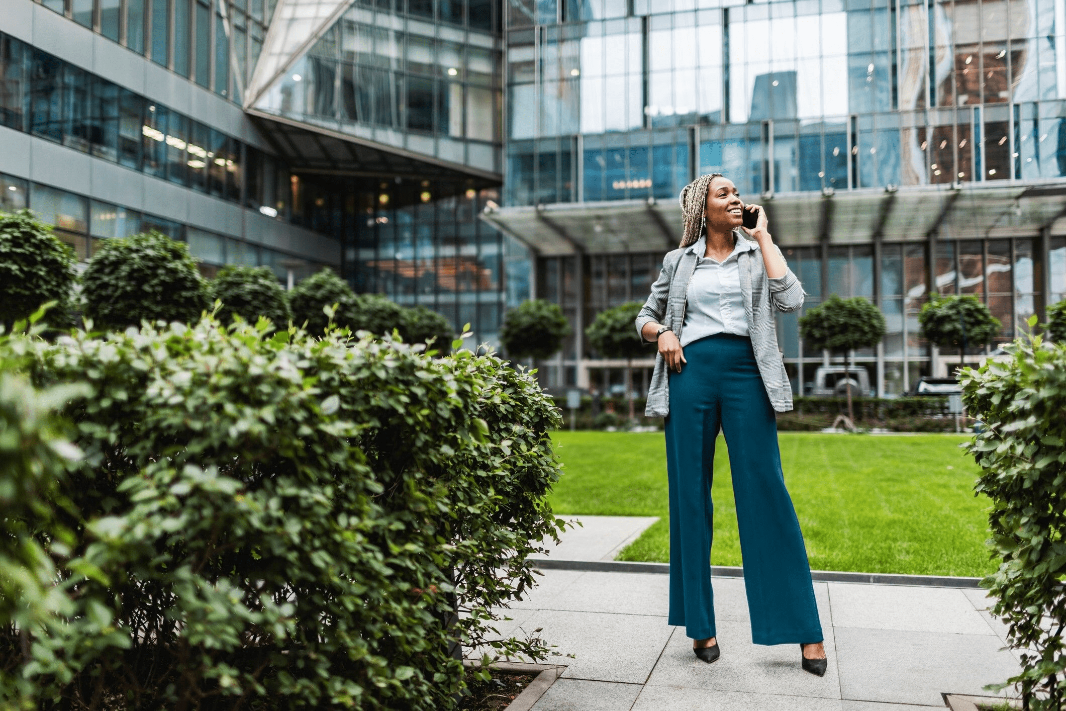 esg-digital-solutions-gettyimages-1514883115-1-0