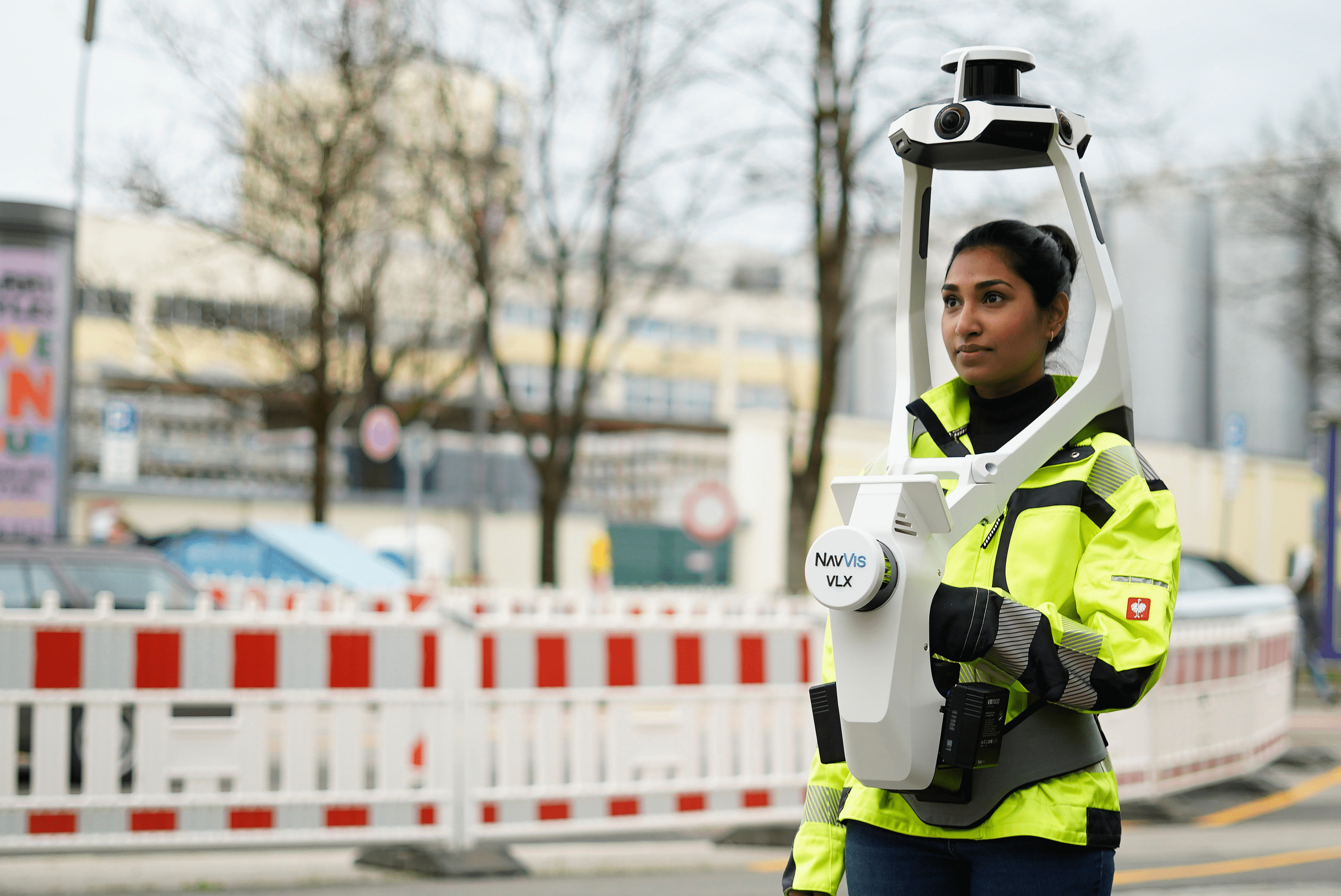 navvis-vlx-3-in-use-2